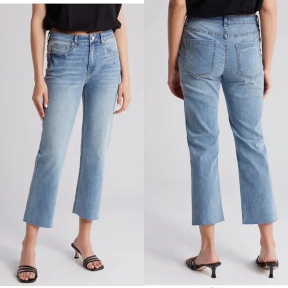 Oak New York Mid-Rise Cropped Mini Flare Denim Jeans | Light Wash - Picture 1 of 2